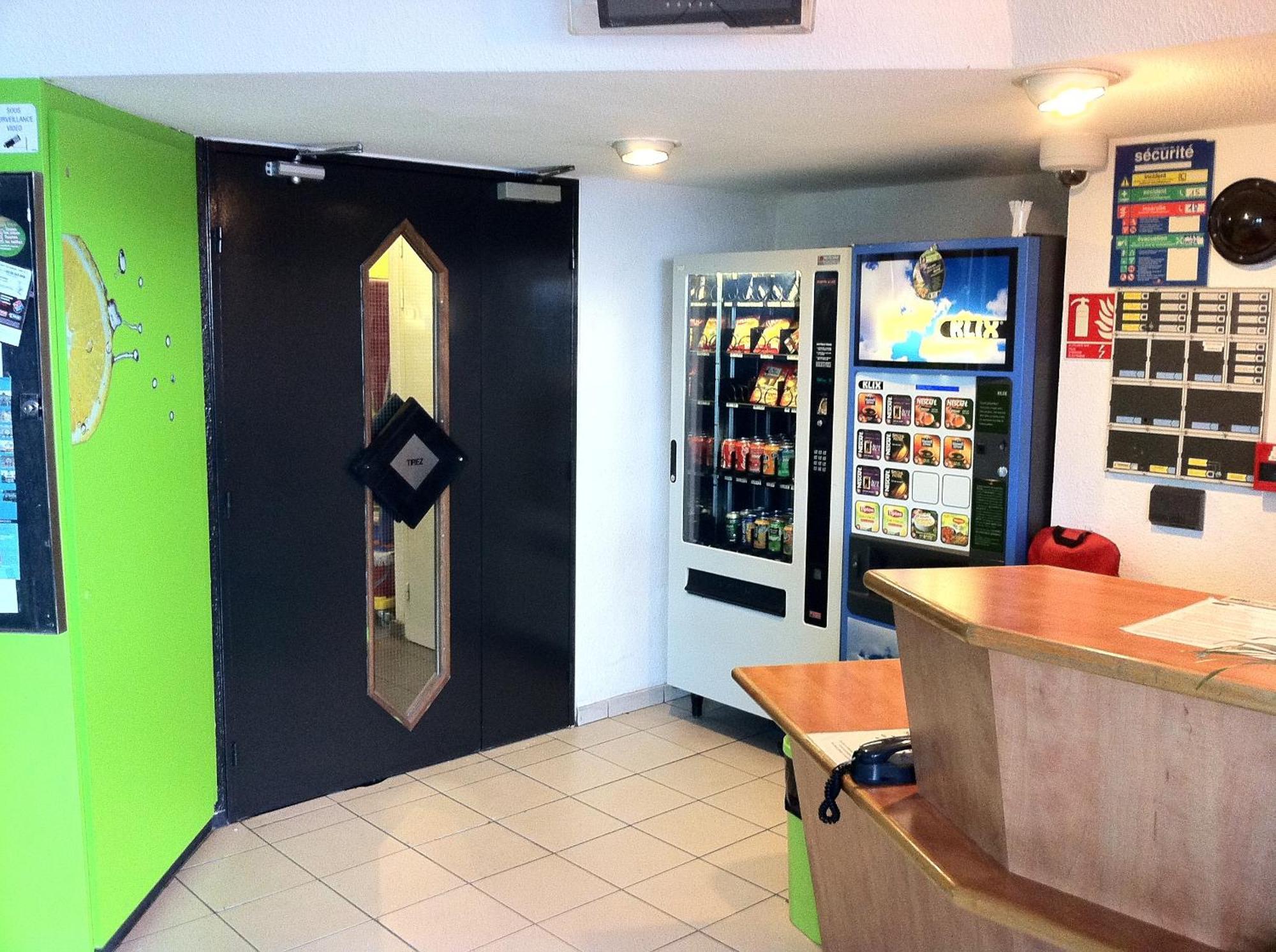 Lemon Hotel - Tourcoing Exterior photo